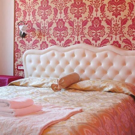 The Golden Apartment Венеція Екстер'єр фото