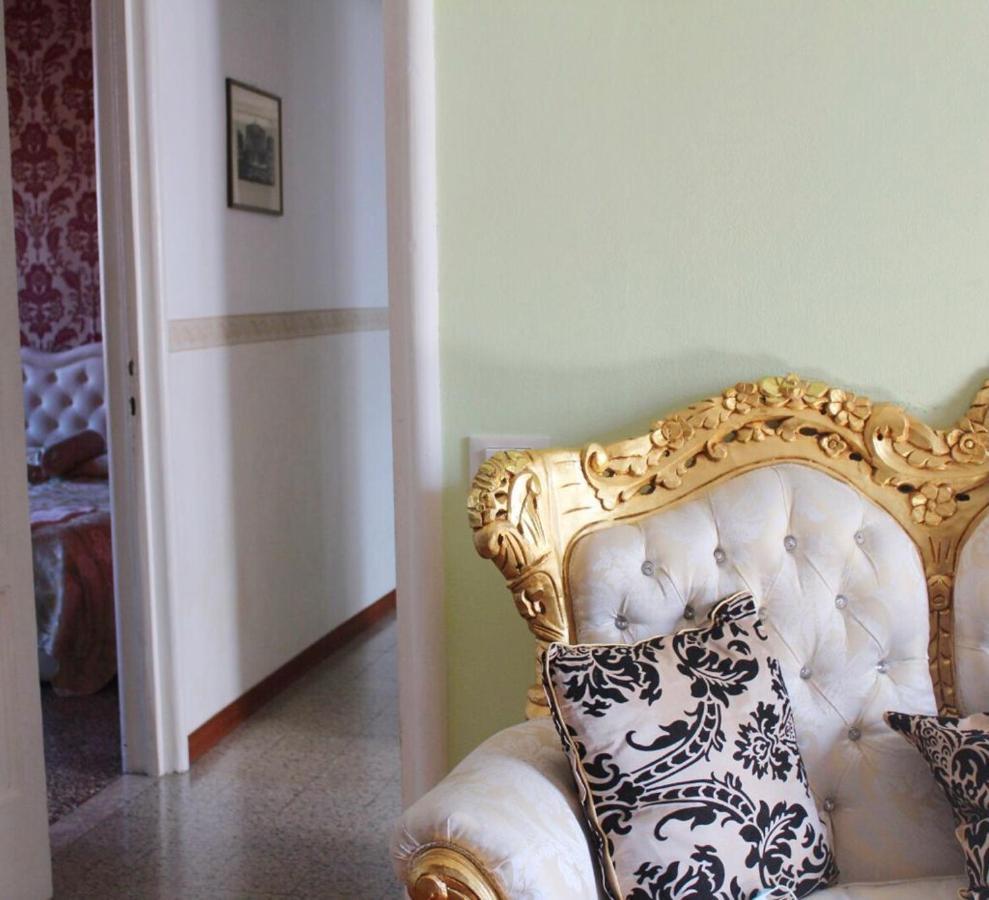 The Golden Apartment Венеція Екстер'єр фото
